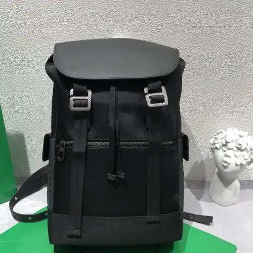 b0tt*ga Ven*ta bag 2306yz0033