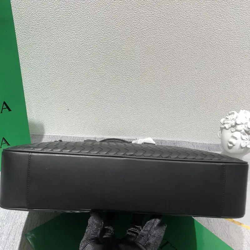 b0tt*ga Ven*ta bag 2306yz0037