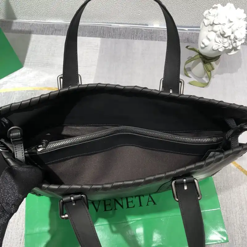 b0tt*ga Ven*ta bag 2306yz0038