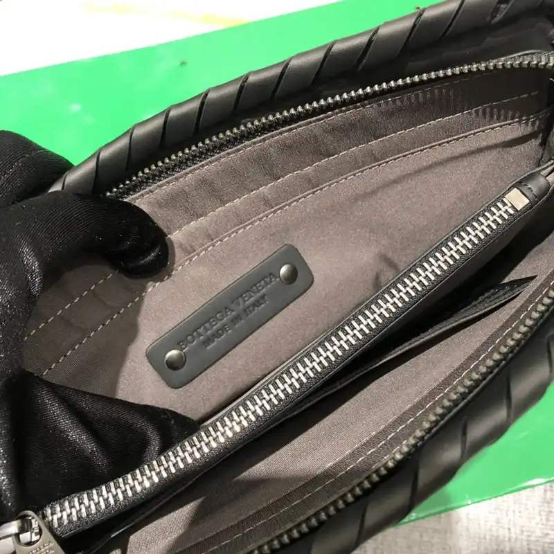 b0tt*ga Ven*ta bag 2306yz0047