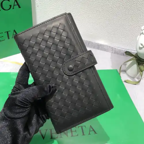 b0tt*ga Ven*ta bag 2306yz0048