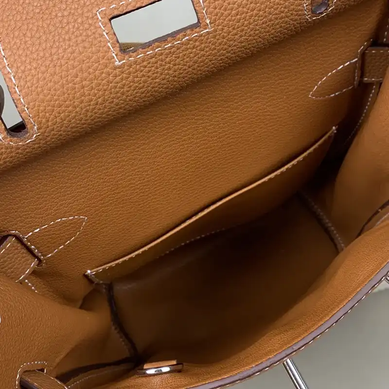 H**me5 bag 2309ya0122