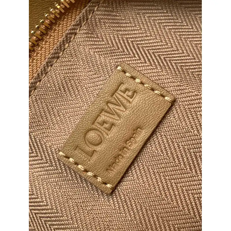 L0ew* bag 2309ya0135