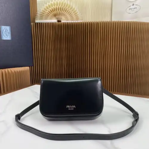 Pra*a bag 2309ya0148