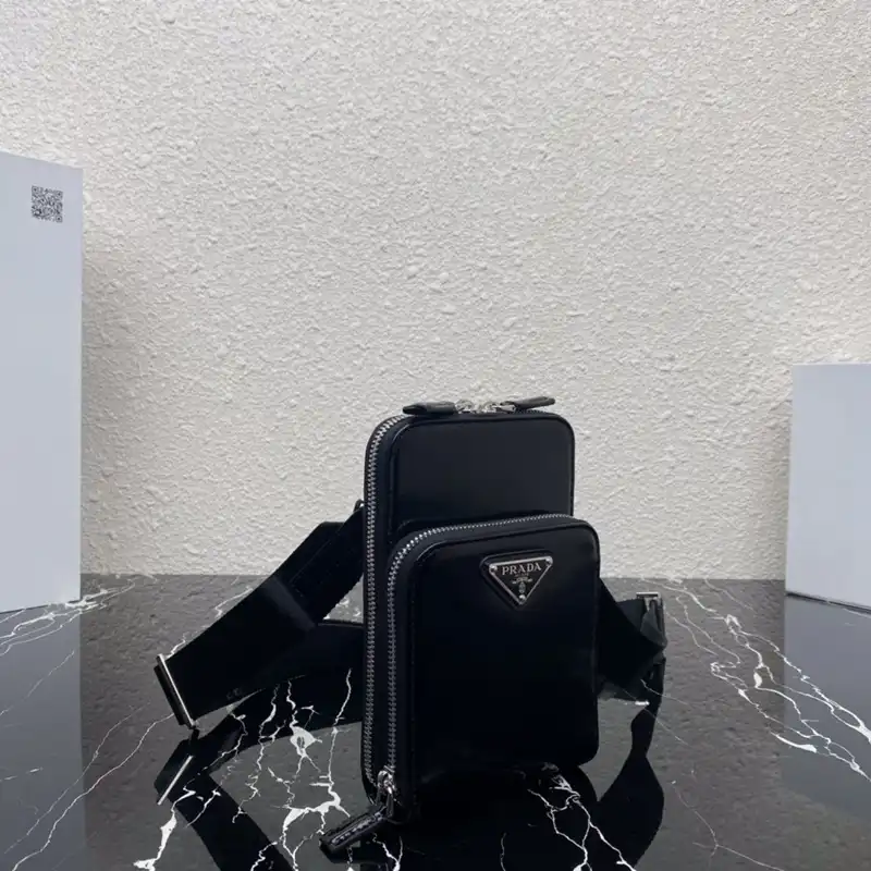 Pra*a bag 2309ya0189