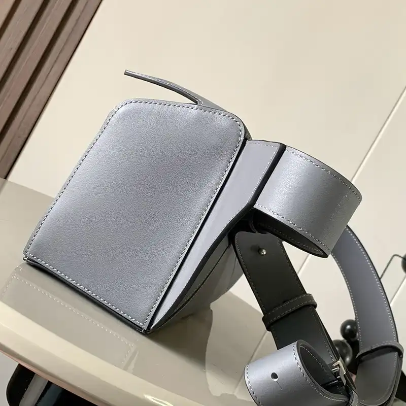 L0ew* bags 2312ya0022