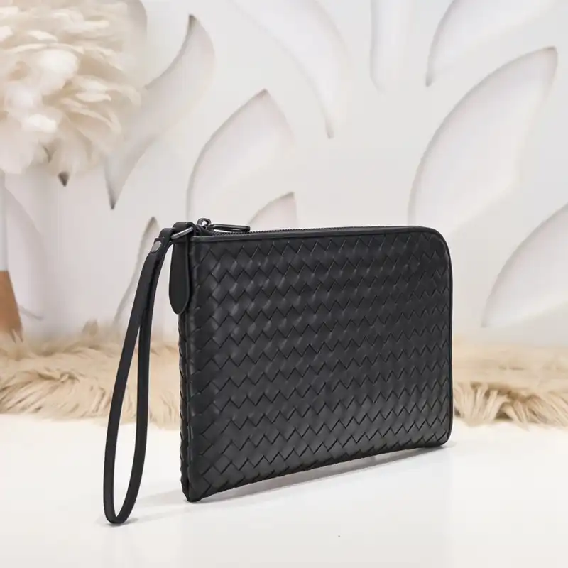 b0tt*ga Ven*ta bags 2401ya0010