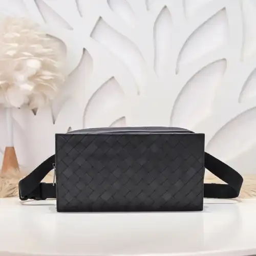 b0tt*ga Ven*ta bags 2401ya0017