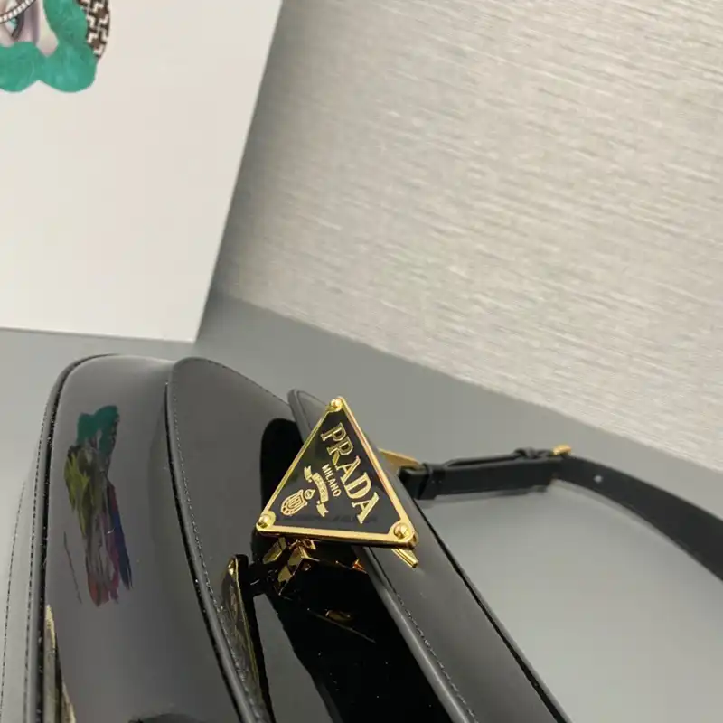 Pra*a bags 2401ya0071