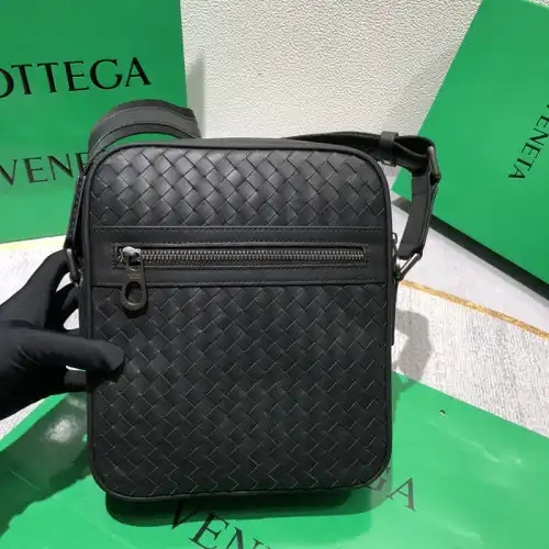 b0tt*ga Ven*ta bags 2401ya0082