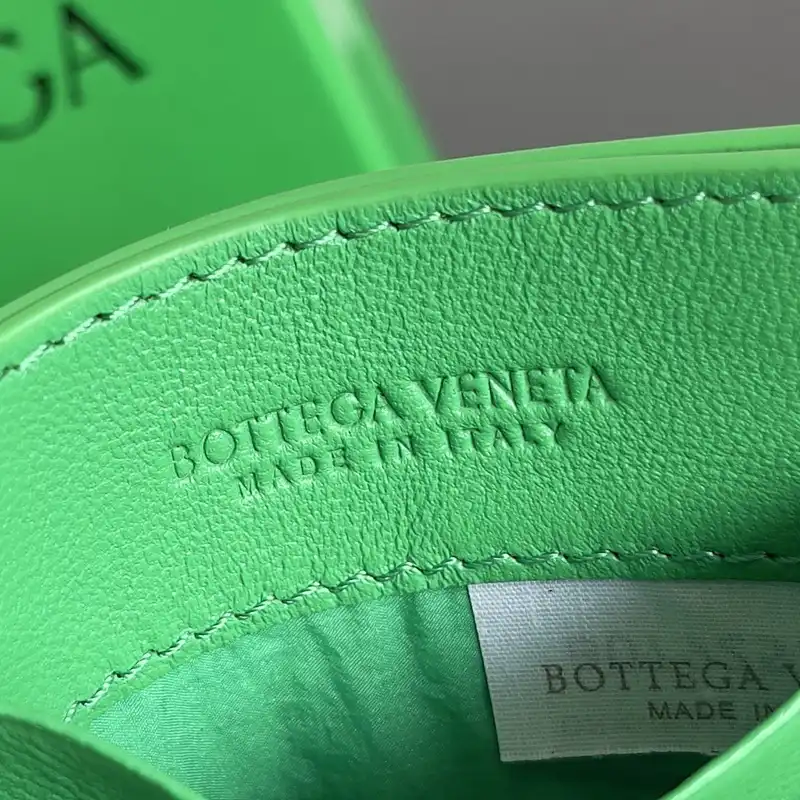 b0tt*ga Ven*ta bags 2401ya0206