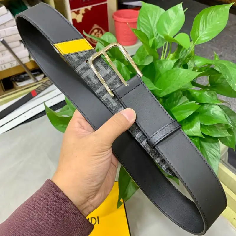 F**di belts 2403xa0237