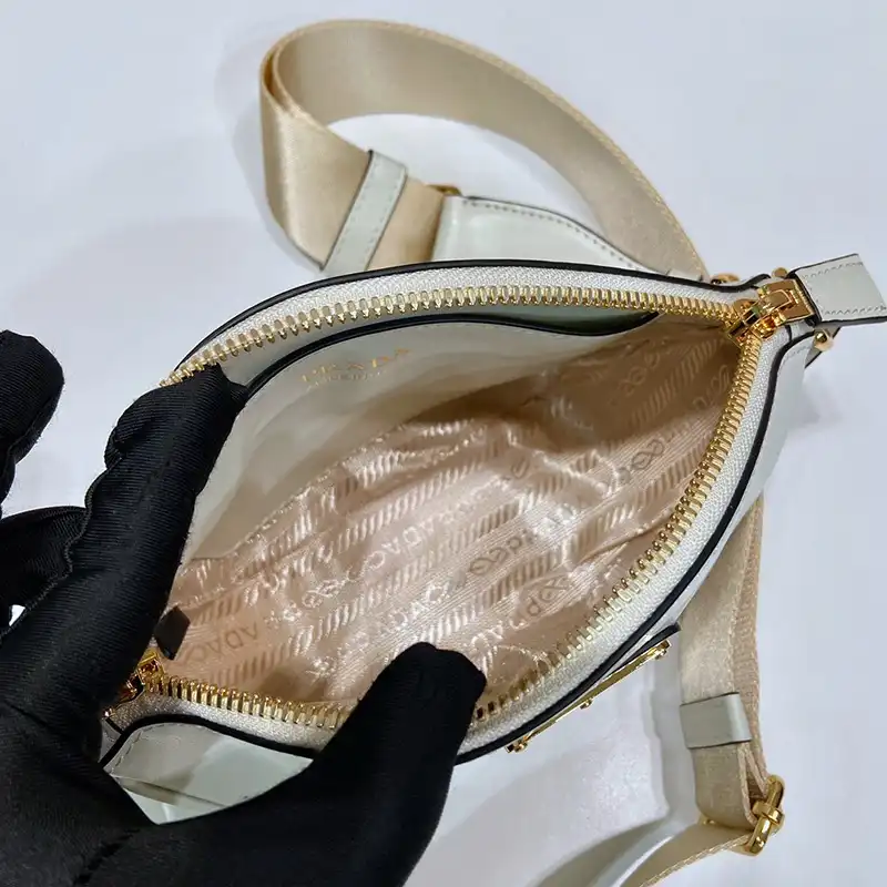 Pra*a bags 2404ya0065