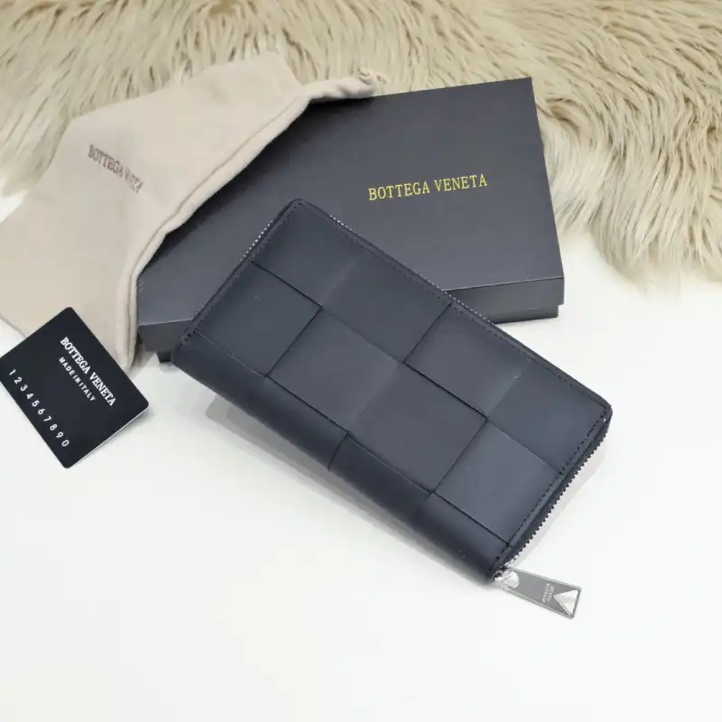 b0tt*ga Ven*ta bags 2406ya0006