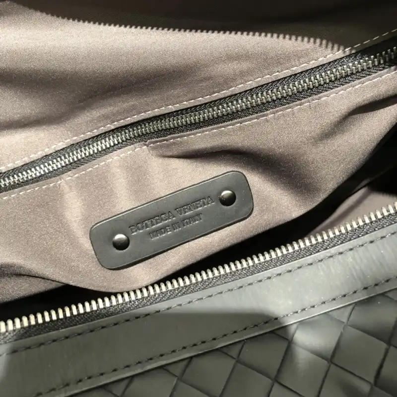 b0tt*ga Ven*ta bags 2406ya0017