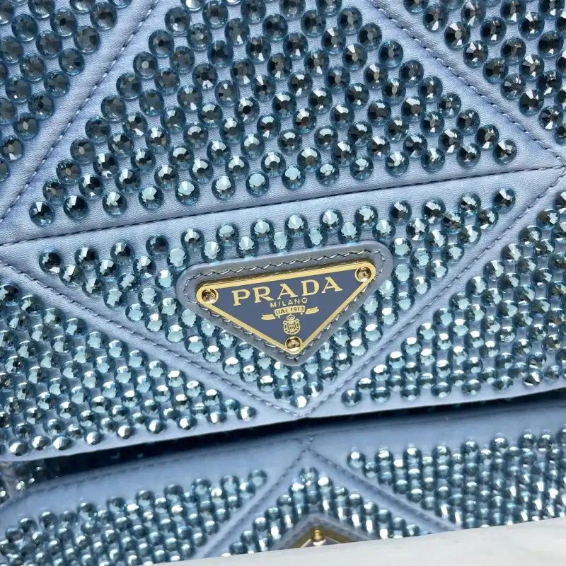 Pra*a bags 2406ya0084