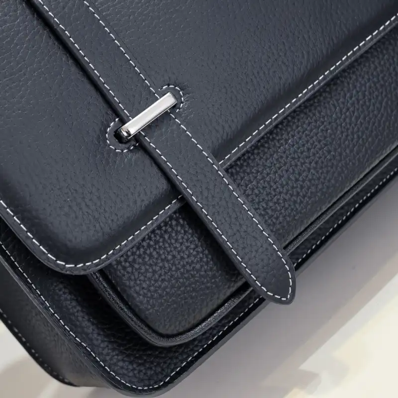 H**me5 bags 2406ya0117