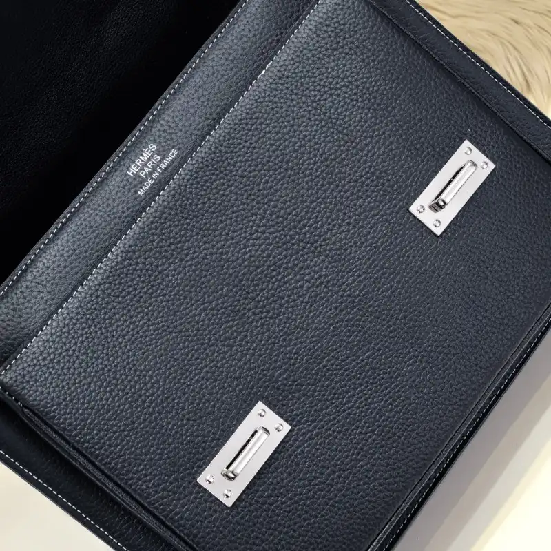 H**me5 bags 2406ya0117