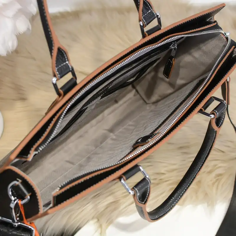 H**me5 bags 2406ya0123