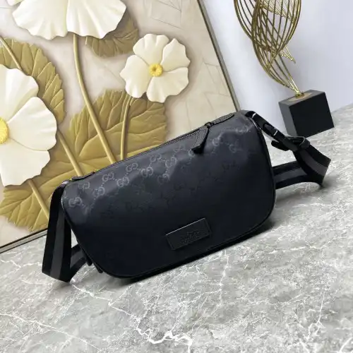 G*u*i bags 2406ya0153