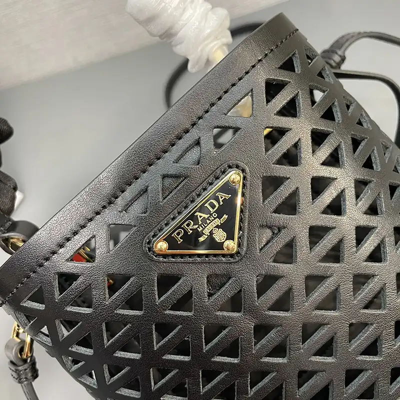 Pra*a bags 2406ya0172