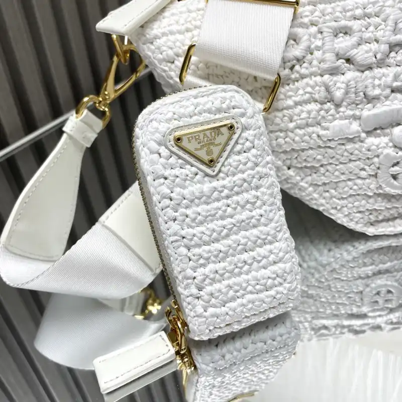 Pra*a bags 2407yz0137