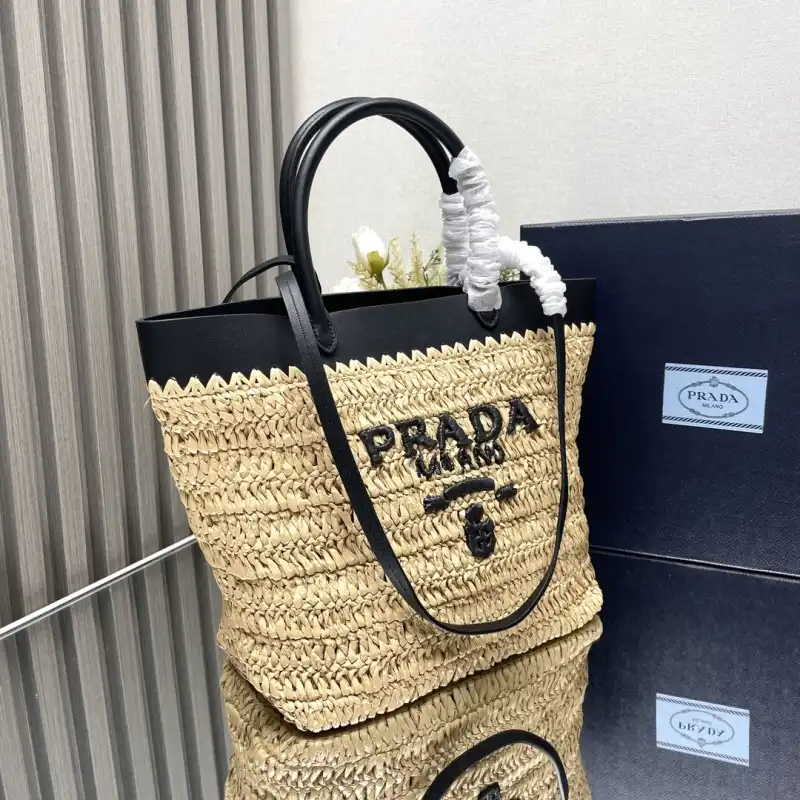 Pra*a bags 2407yz0139