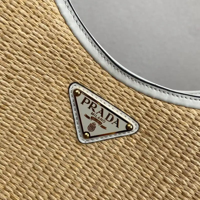 Pra*a bags 2408ya0161