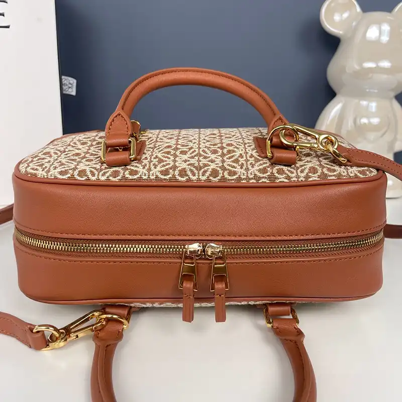 L0ew* bags 2408ya0218