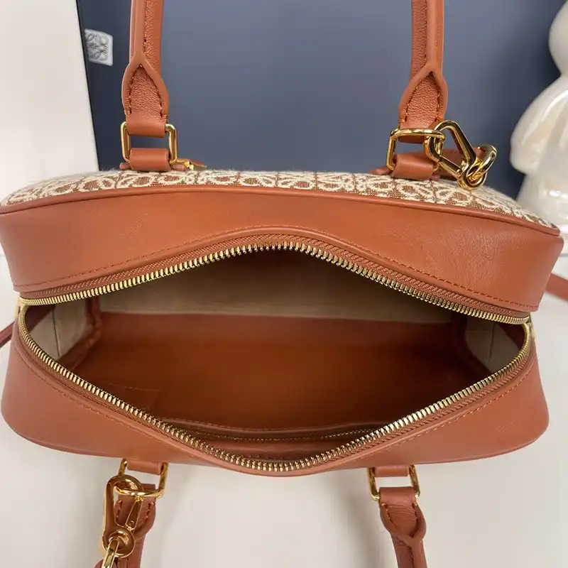 L0ew* bags 2408ya0218