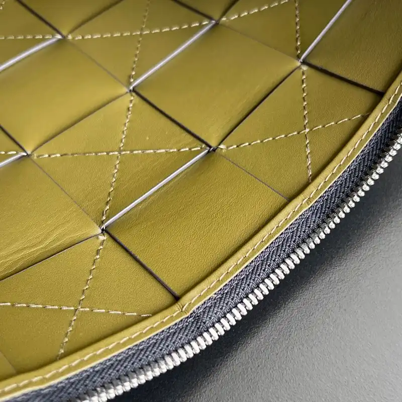 b0tt*ga Ven*ta bags 2409sf0011