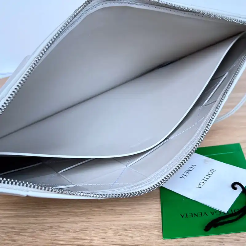 b0tt*ga Ven*ta bags 2409sf0016