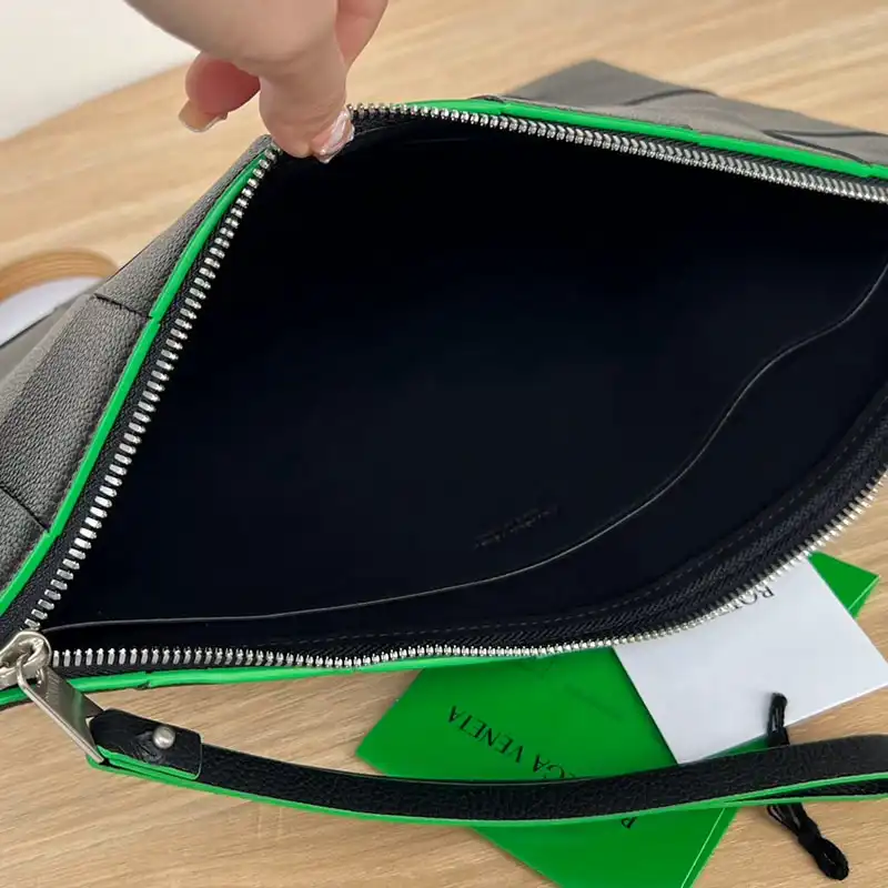 b0tt*ga Ven*ta bags 2409sf0017