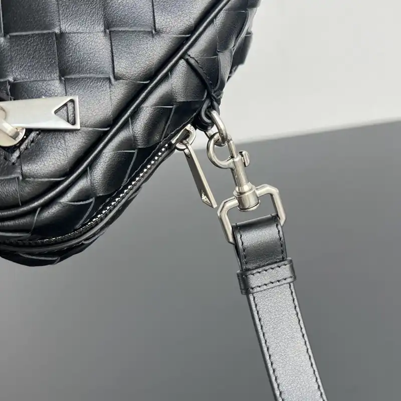 b0tt*ga Ven*ta bags 2409sf0021