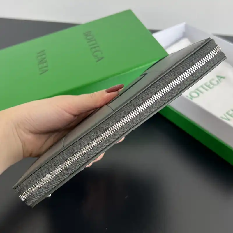 b0tt*ga Ven*ta bags 2409sf0022