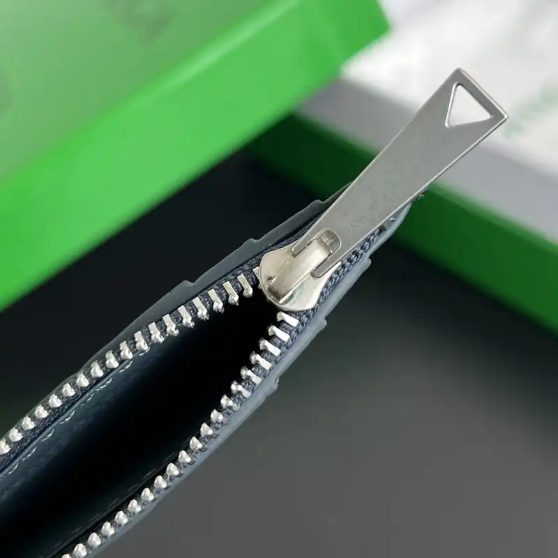 b0tt*ga Ven*ta bags 2409sf0104