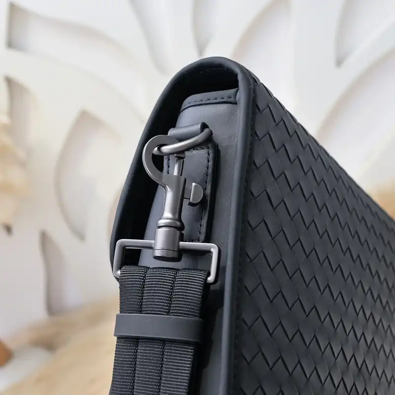 b0tt*ga Ven*ta bags 2409ya0039