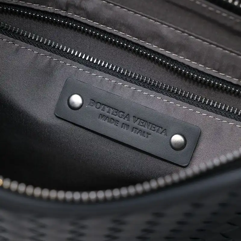 b0tt*ga Ven*ta bags 2409ya0039