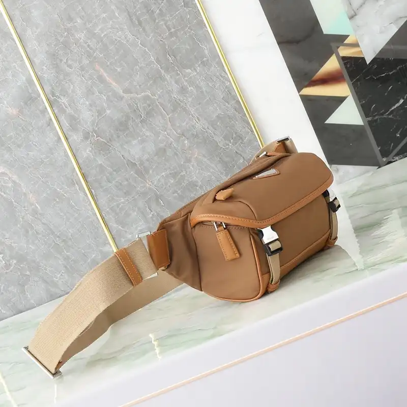 Pra*a bags 2409ya0049