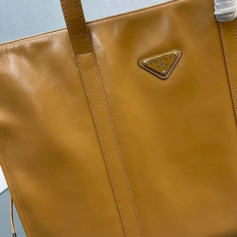 Pra*a bags 2409ya0126