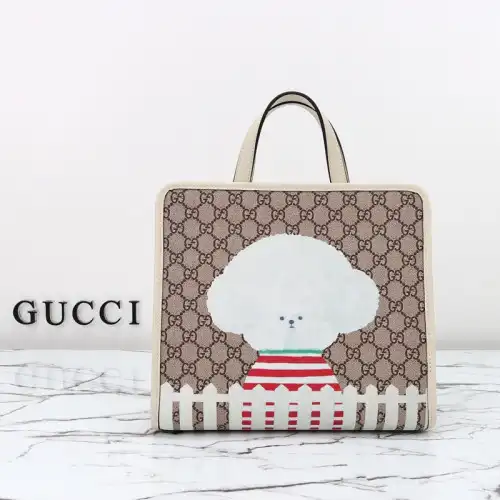 G*u*i bags 2409ya0135