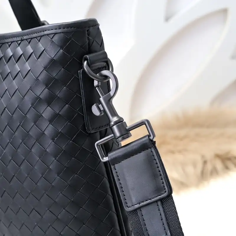 b0tt*ga Ven*ta bags 2410ya0034