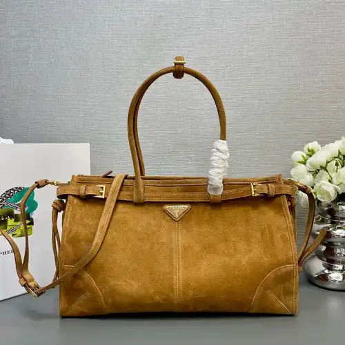 Pra*a bags 2410ya0086