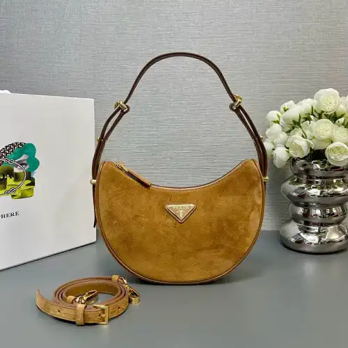 Pra*a bags 2410ya0088