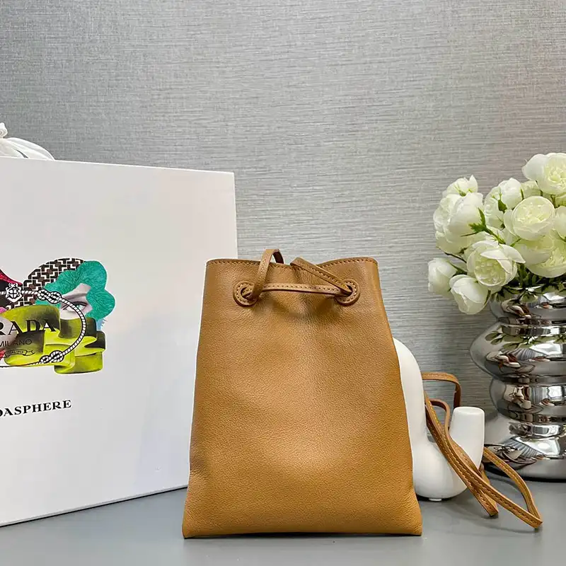 Pra*a bags 2410ya0095