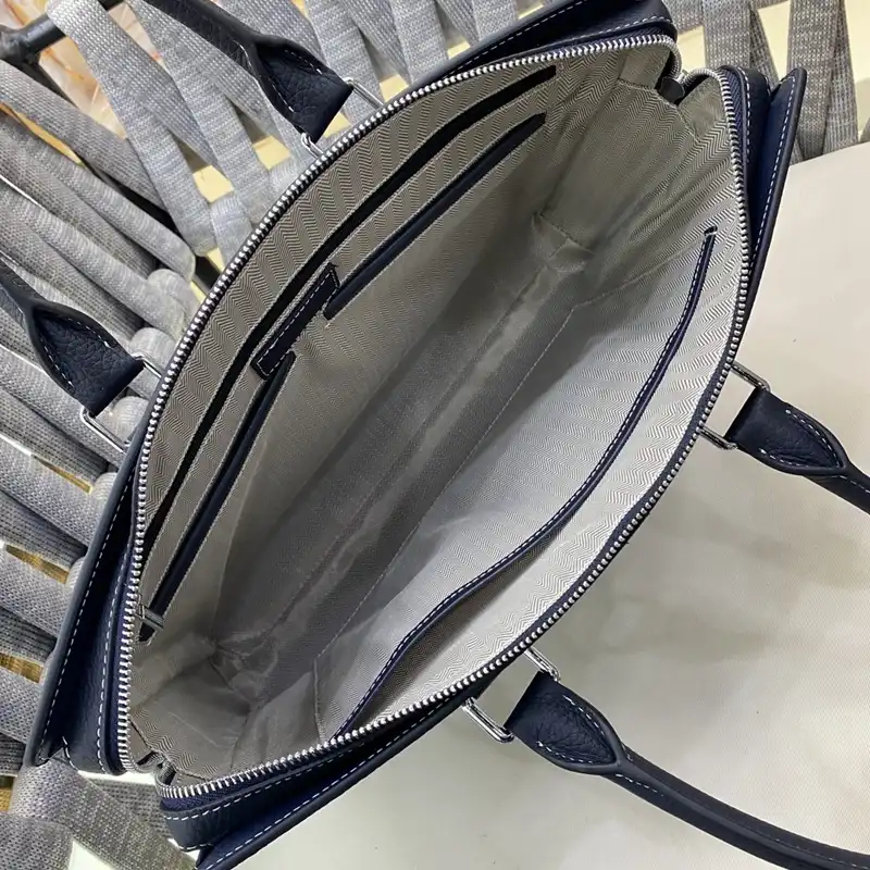 H**me5 bags 2410ya0115