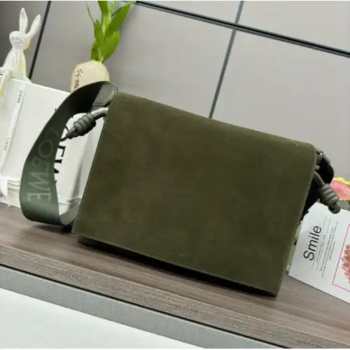 L0ew* bags 2410ya0152