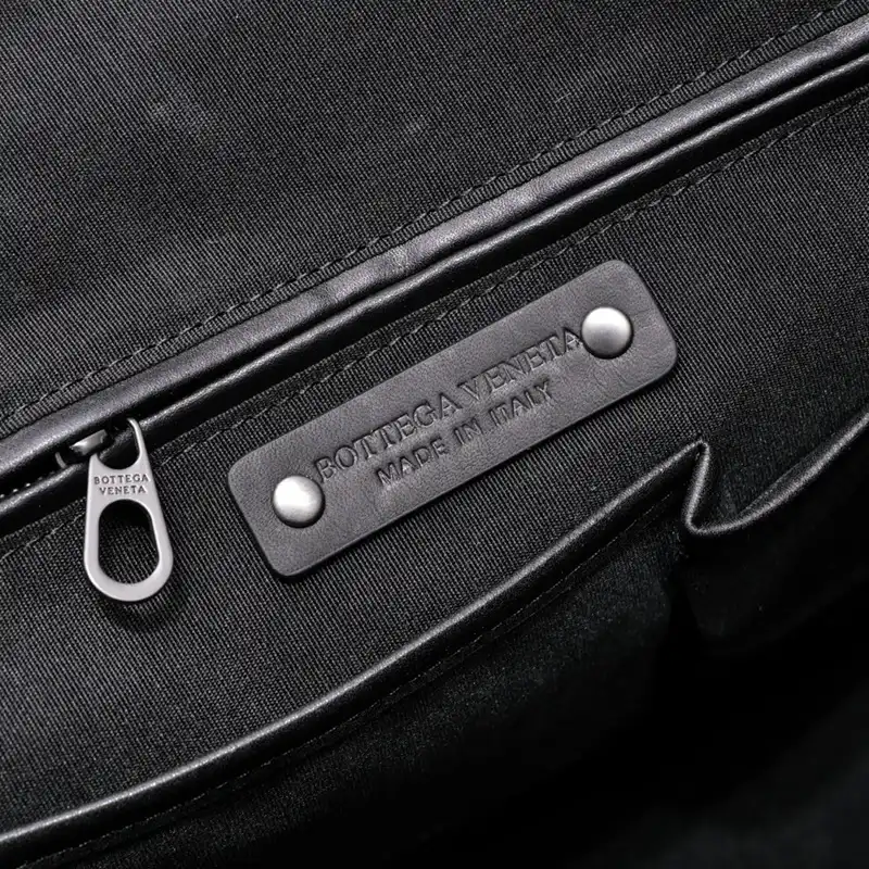 b0tt*ga Ven*ta bags 2411ya0049