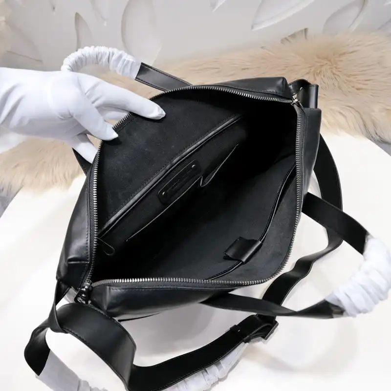 b0tt*ga Ven*ta bags 2411ya0049