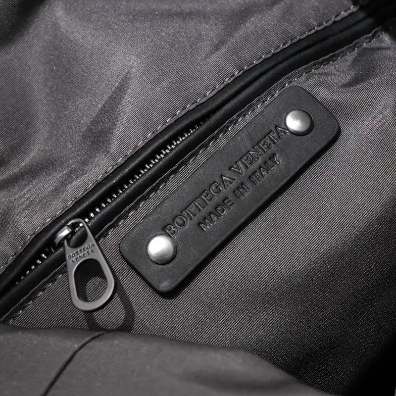 b0tt*ga Ven*ta bags 2411ya0051